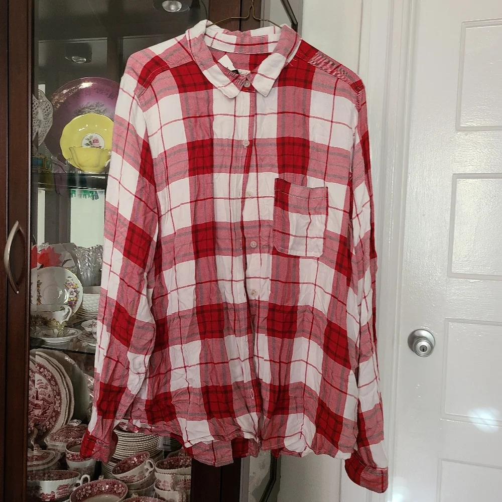 Universal Thread Women's Oversized Plaid Button Down Flannel Shirt Size XXLarge